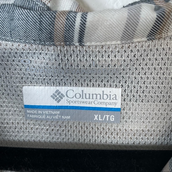 Columbia Ladies Button Down Stripe Long Sleeve Sz XL - Picture 4 of 8